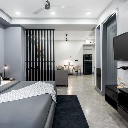 Bedchambers Serviced Apartments, Mg Road Gurgaon Esterno foto