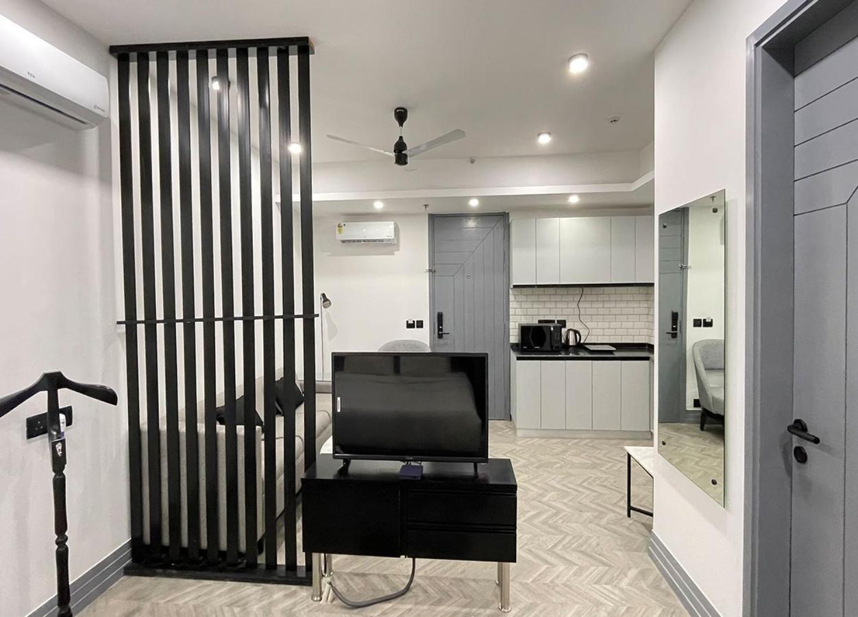 Bedchambers Serviced Apartments, Mg Road Gurgaon Esterno foto