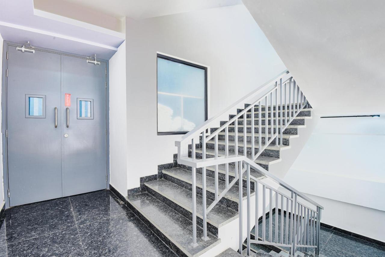 Bedchambers Serviced Apartments, Mg Road Gurgaon Esterno foto