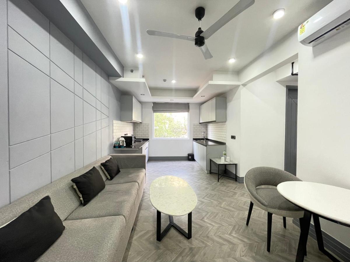 Bedchambers Serviced Apartments, Mg Road Gurgaon Esterno foto