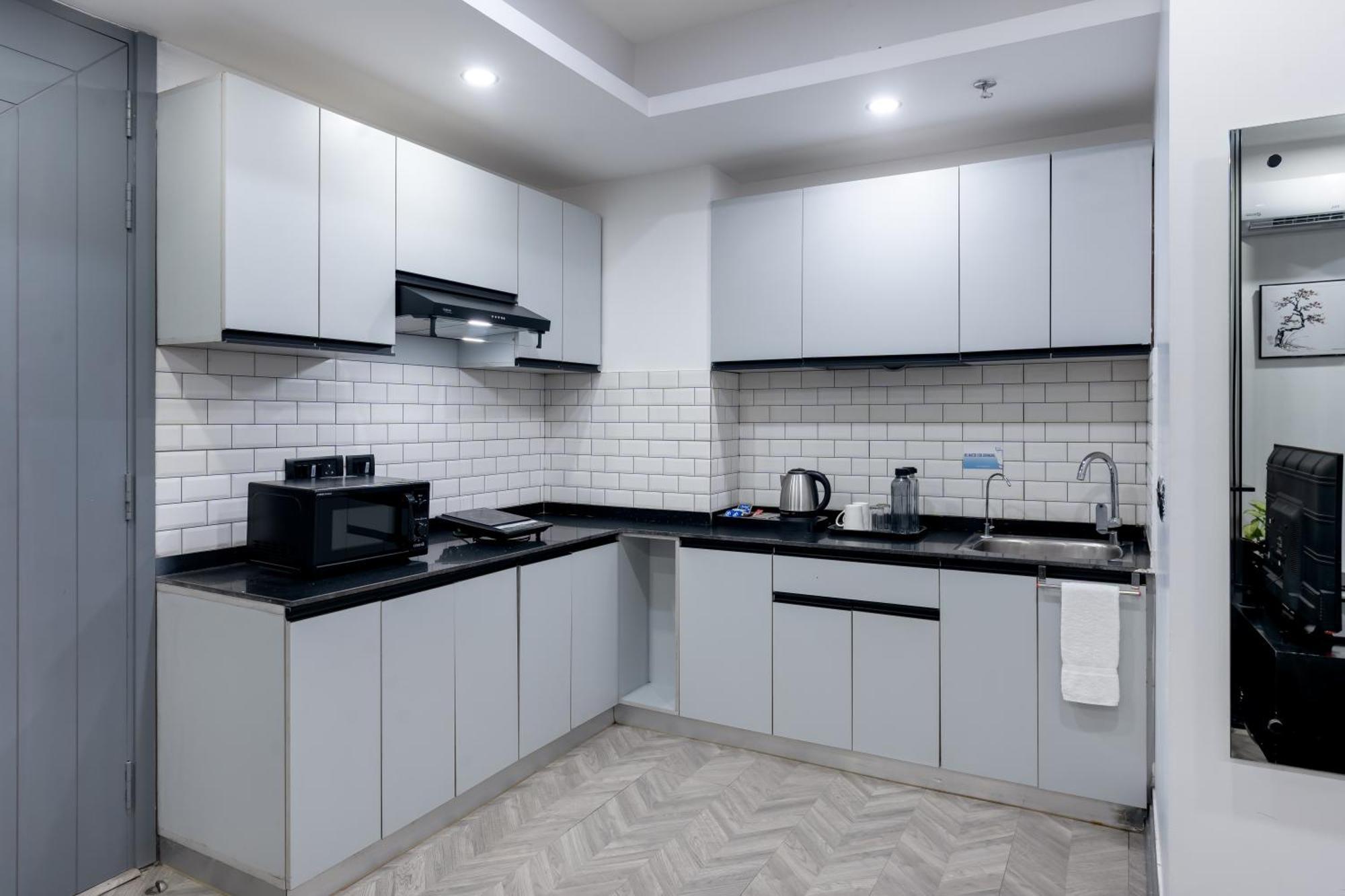 Bedchambers Serviced Apartments, Mg Road Gurgaon Esterno foto